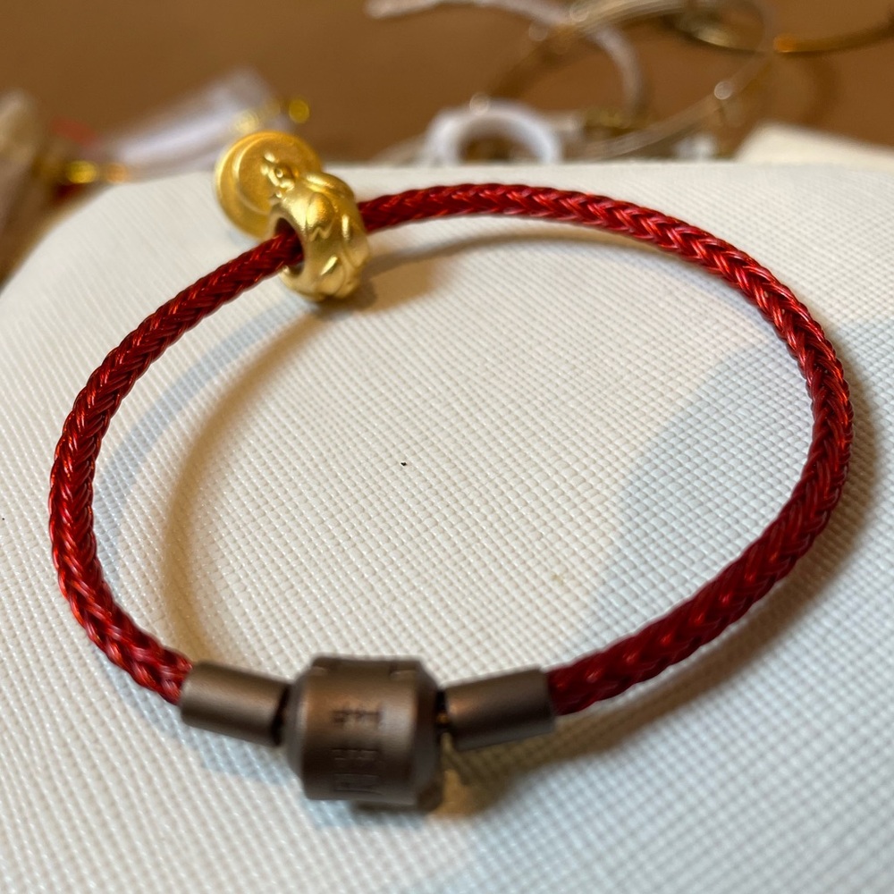 周生生 Chow Sang Sang Bracelet